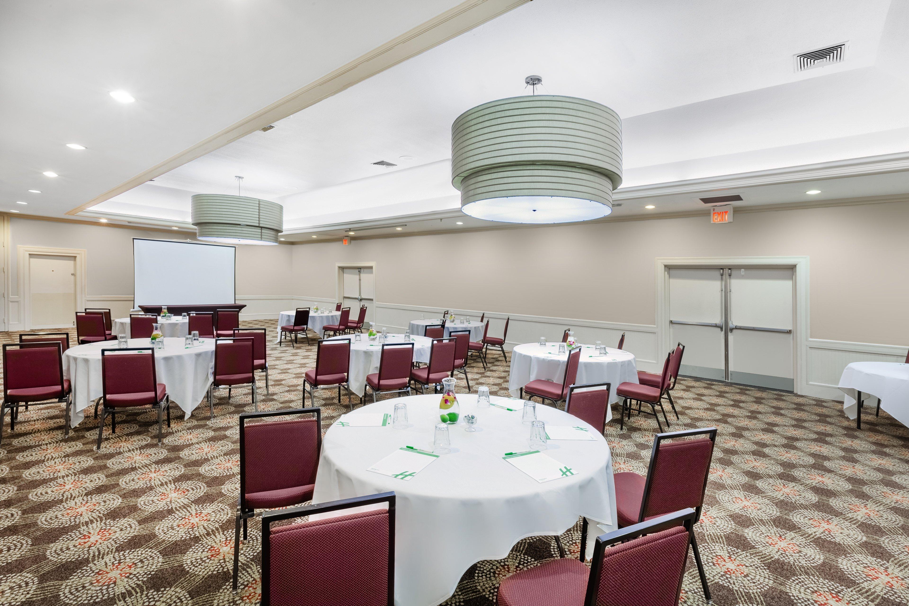 Holiday Inn Tyler - Conference Center By Ihg Exterior photo