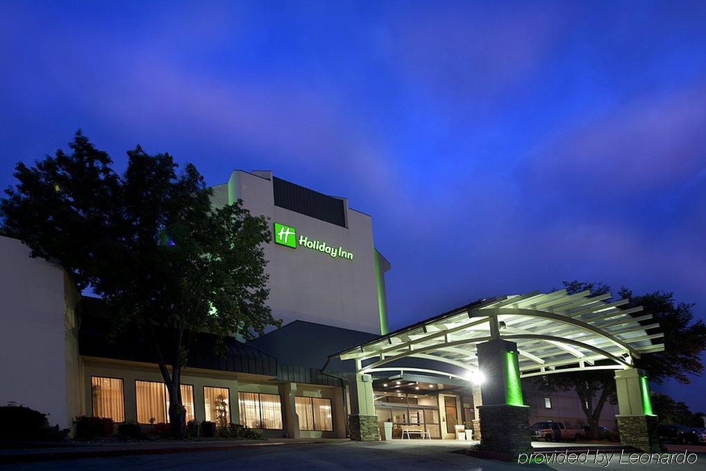Holiday Inn Tyler - Conference Center By Ihg Exterior photo