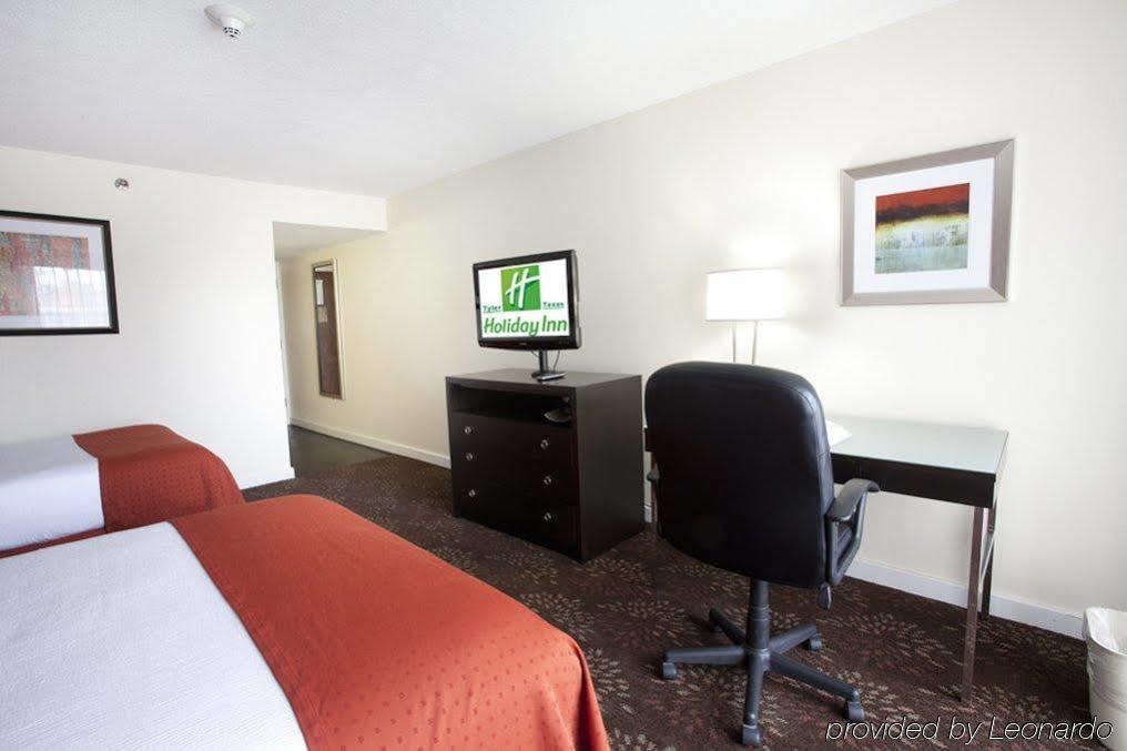 Holiday Inn Tyler - Conference Center By Ihg Exterior photo